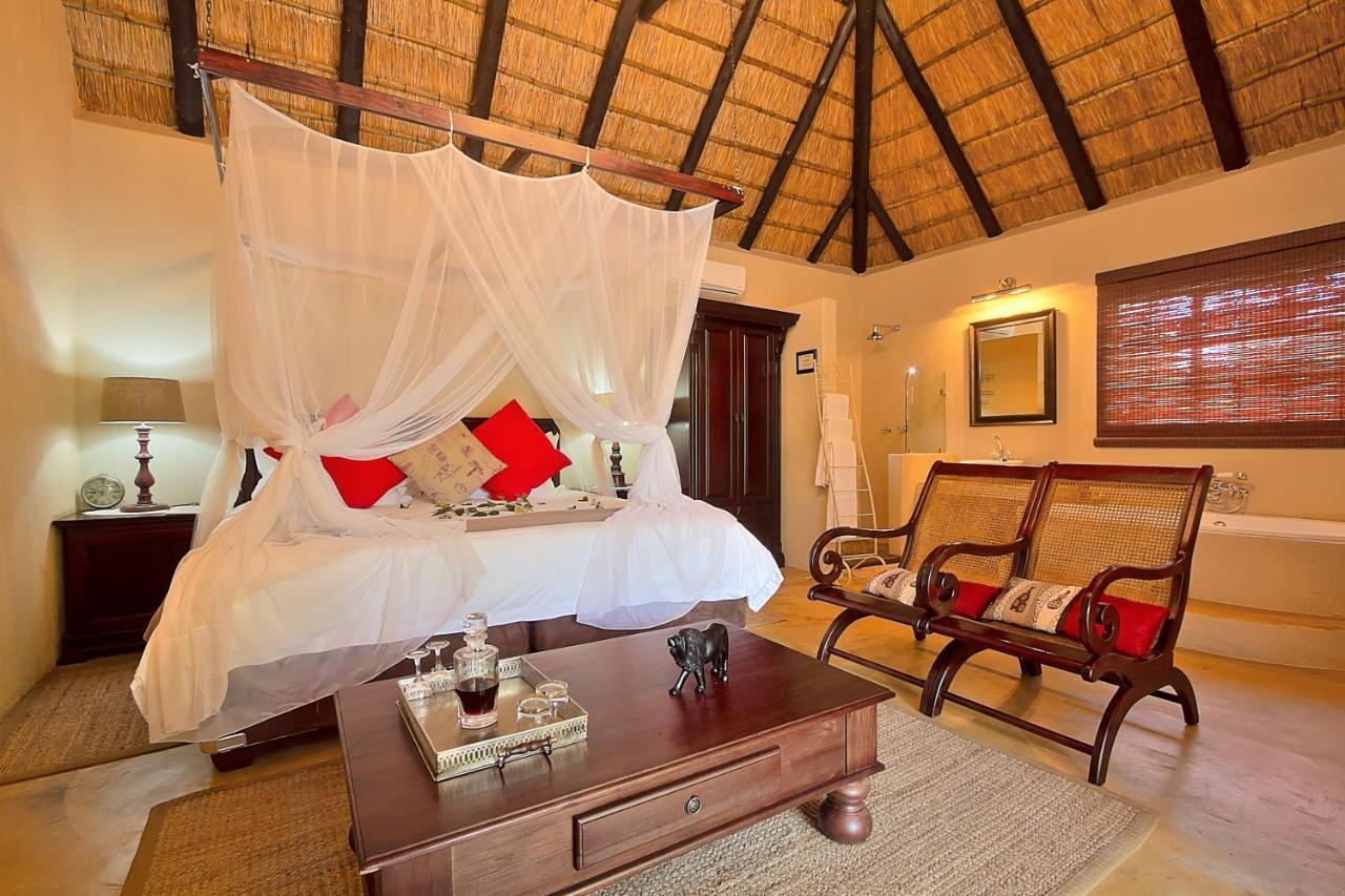 Mvuradona Safari Lodge Marloth Park Extérieur photo